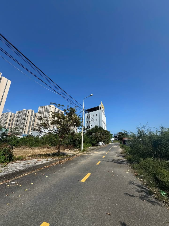 Đất nền Lakeside Đà Nẵng 90.8m² giá 4.1 tỷ - Hướng Đông, vị trí đẹp