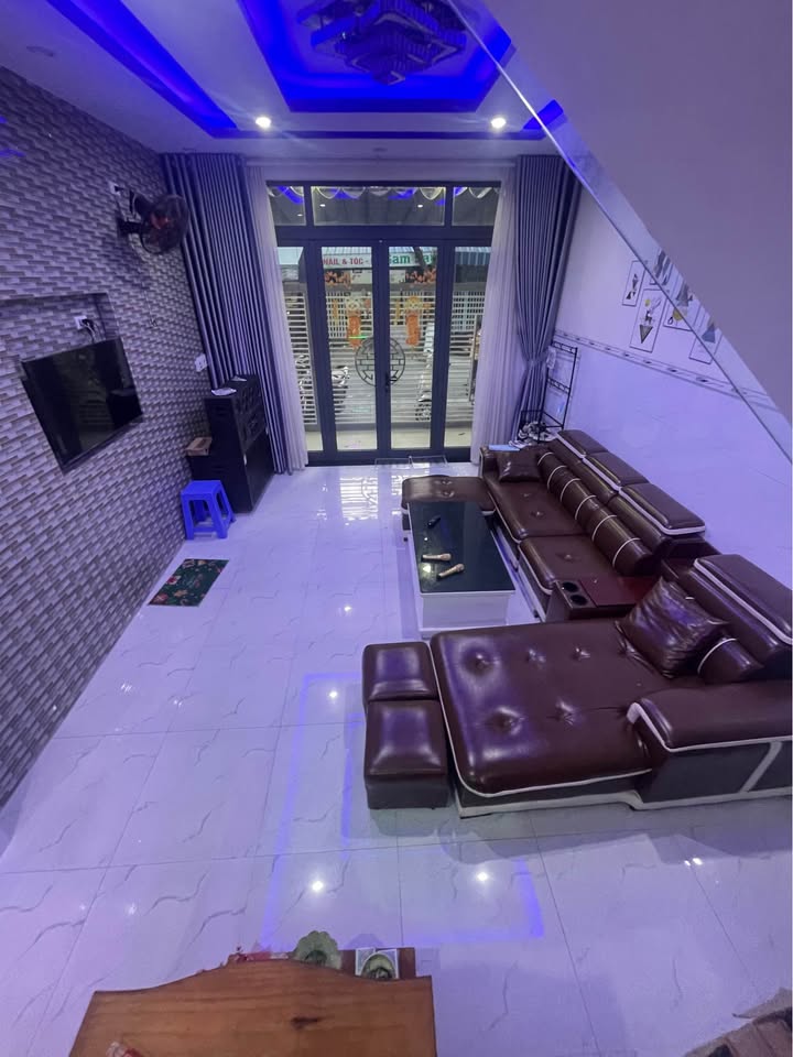 Nhà cho thuê 2 tầng tại Hòa Cường Nam, Đà Nẵng - Full nội thất chỉ 10 triệu/tháng!