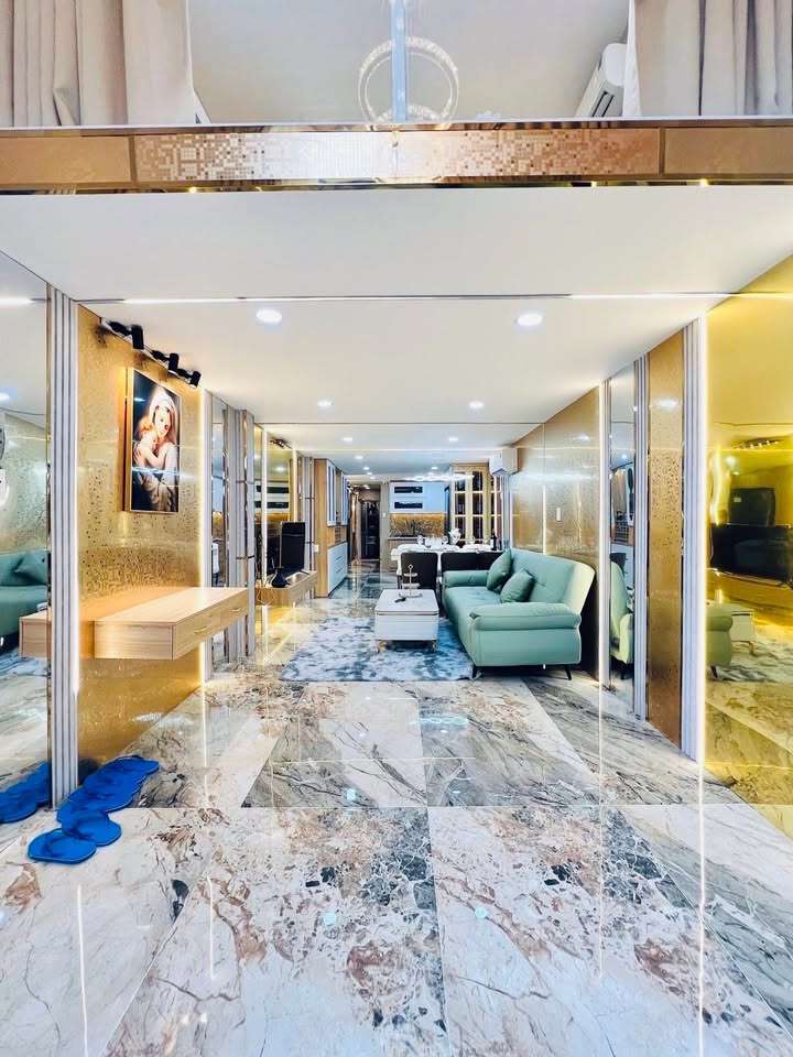 Nhà 3 tầng Phường 10, Tân Bình 48m² giá 5.7 tỷ - Full nội thất, pháp lý chuẩn