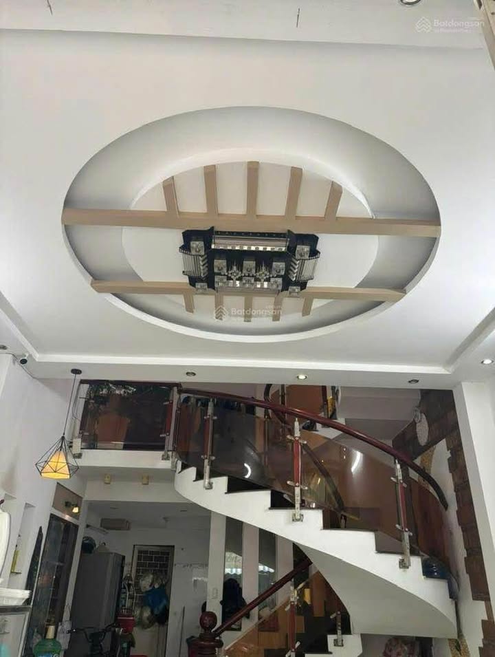 Nhà 3 tầng mặt tiền Bàu Hạc, Đà Nẵng 55m² - Thiết kế hiện đại, giá thỏa thuận!