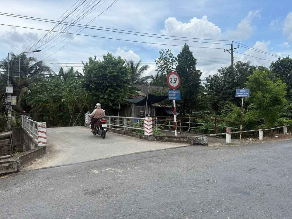 Đất nền Khu phố Mỹ Hưng, Mỹ Phong 100m² giá chỉ 6xx triệu - Sổ hồng sẵn, chính chủ!