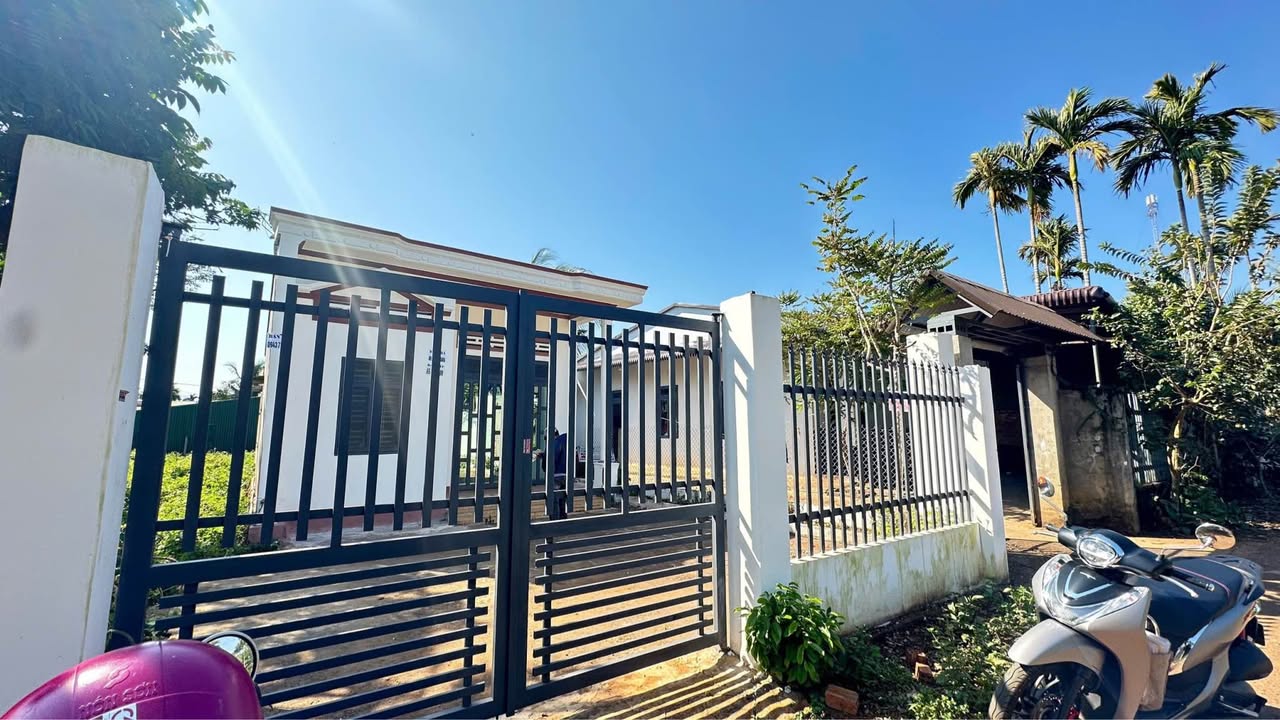 Nhà cấp 4 xã Hòa Thắng 340m² giá 2.4 tỷ - Sẵn sàng vào ở ngay!