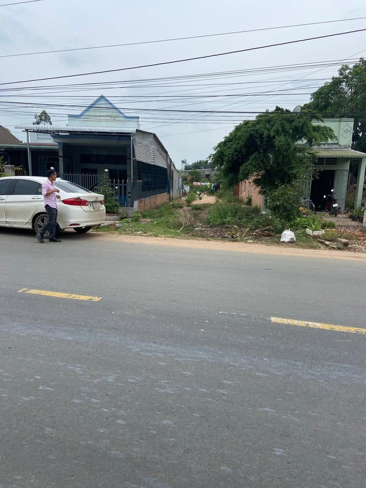 Đất mặt tiền ĐT 766, Trà Tân, 240m² giá 2.5 tỷ - Cơ hội đầu tư hấp dẫn!