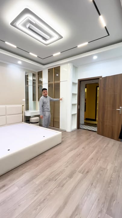 Nhà phố Trần Khát Chân, Quận Hai Bà Trưng 45m² giá 13.9 tỷ - Vị trí đắc địa, nội thất đẹp!