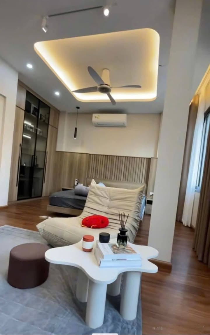 Nhà 7 tầng thang máy tại Thanh Xuân 310m² giá 21.5 tỷ - Chính chủ bán gấp!