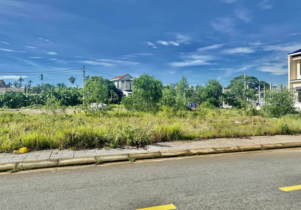 Đất nền Phường Tứ Hạ 148,5m² giá 1,35 tỷ - Đầu tư sinh lời ngay!