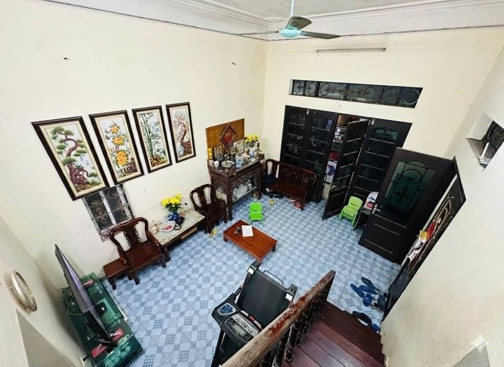 Đất nền Thượng Thanh, Long Biên 52m² giá 8 tỷ - Sổ đỏ chính chủ, đầu tư sinh lời!