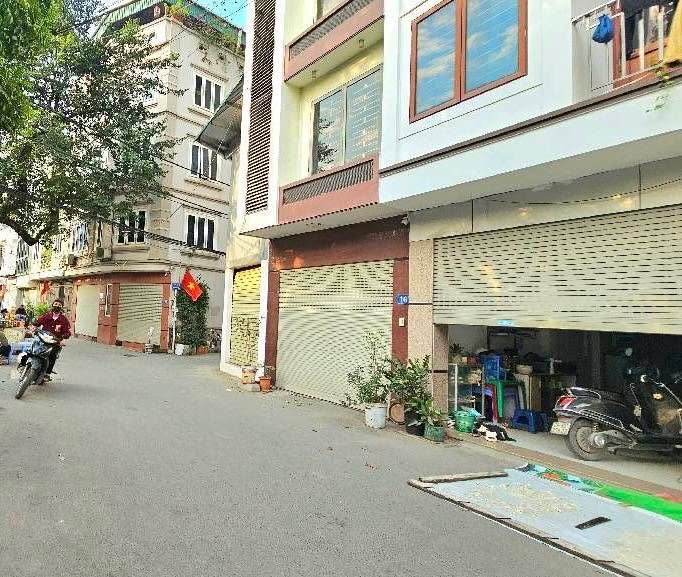 Đất Phường Hoàng Liệt 50m² giá 9 tỷ - Lô góc, kinh doanh thuận lợi!