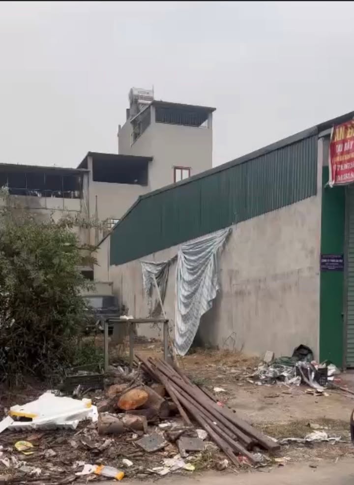 Đất nền giãn dân Hoàn Sơn 98m² giá 5 tỷ - Kinh doanh sầm uất!