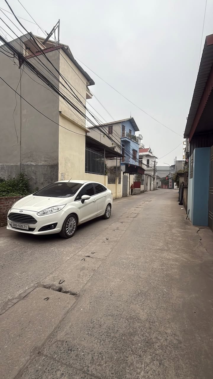 Đất kinh doanh Nghĩa Lộ, Võng Xuyên 161m² giá 4.83 tỷ - Hàng hiếm đầu tư sinh lời!