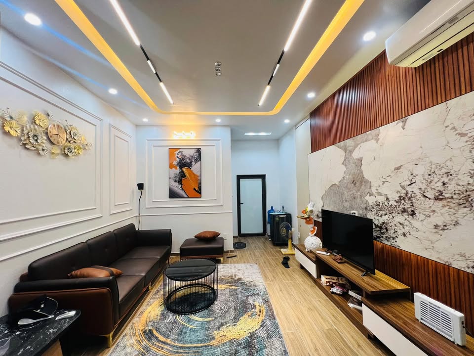 Nhà lô góc 60m² tại Tuyến Sở Dầu, Quận Hồng Bàng - Giá chỉ 3.19 tỷ, về ở ngay!