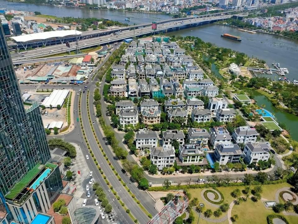 Căn hộ Central 2, Quận Bình Thạnh 112m² giá 14.8 tỷ - Tầm nhìn đắt giá Landmark 81!