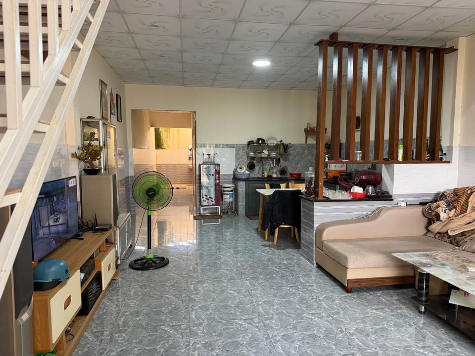 Nhà hẻm Lam Sơn Bảo Lộc 108m² giá 1.85 tỷ - Thương lượng ngay!