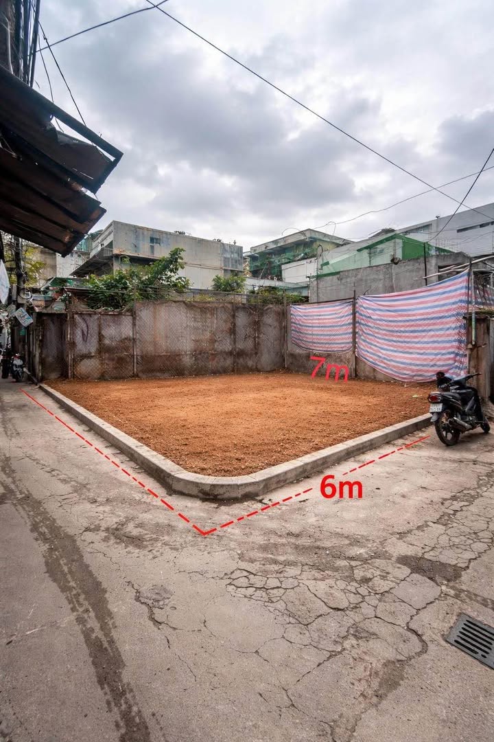 Đất lô góc Hẻm Bagac, Đống Đa, Quy Nhơn 40m² giá 2.25 tỷ - Pháp lý rõ ràng!