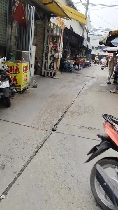 Nhà mặt tiền chợ Bình Thành, 52m² giá 5.65 tỷ - Cần bán gấp!