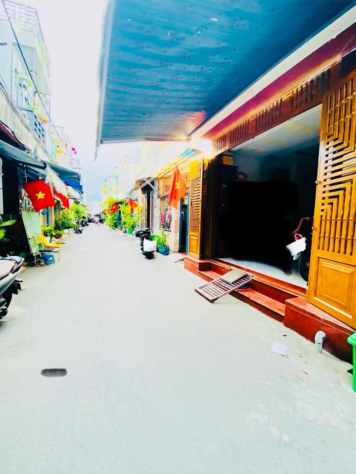 Nhà phố Nguyễn Văn Khối, Gò Vấp 176m² giá 5.5 tỷ - Nhà còn mới keng sẵn sàng ở ngay!