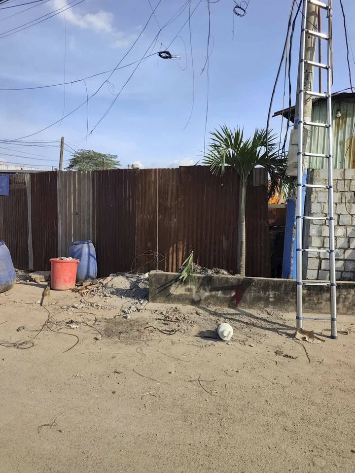 Nhà mặt tiền đường Vàm Suối, Dĩ An 91.8m² giá 4 tỷ - Đầu tư sinh lời lý tưởng!