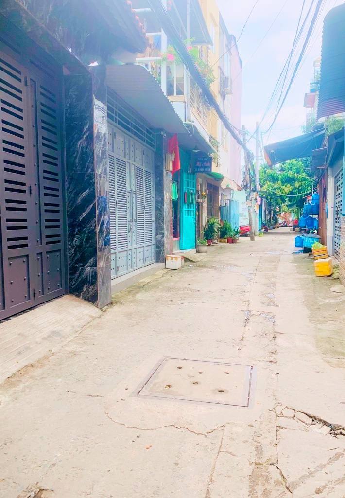 Nhà 3 Tầng KDC Him Lam Quận 7, 60m² giá 5 tỷ - Phù hợp gia đình ở và cho thuê!