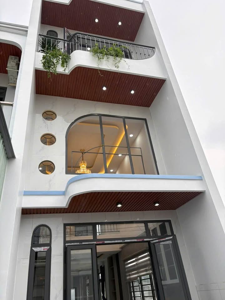 Nhà mặt tiền ĐT 835, 100m², 3.7 tỷ - Cơ hội đầu tư tuyệt vời!