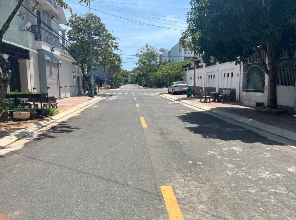 Lô đất đường Nguyễn Hữu Huân, Long Tâm 95m² giá 2.35 tỷ - Đầu tư sinh lời!