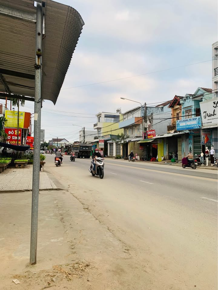 Đất mặt tiền Võ Nguyên Giáp, Quảng Ngãi 116m² giá 2.5 tỷ - Cơ hội đầu tư kinh doanh!