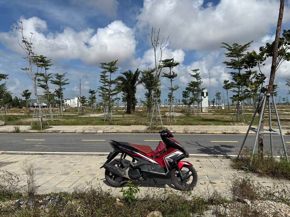 Đất nền KQH Thủy Thanh OTT4, 150m² giá 5.3 tỷ - Vị trí đẳng cấp view công viên tuyệt đẹp!