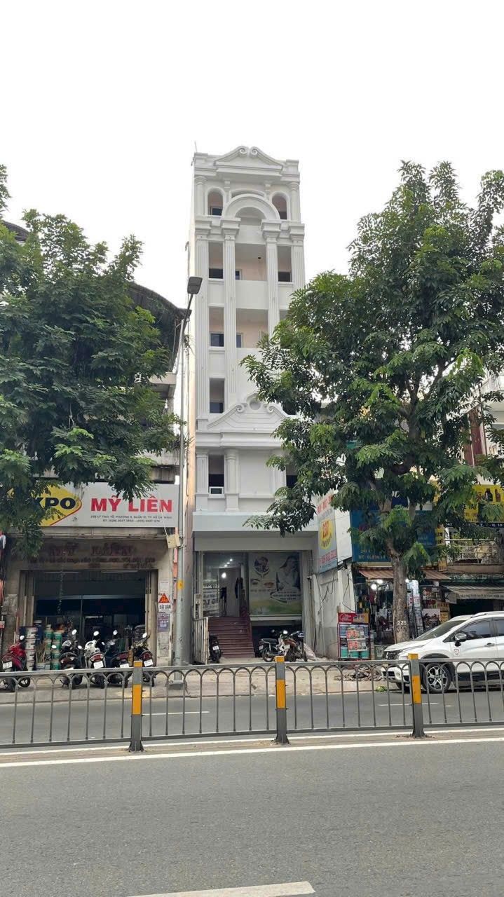 Bán tòa nhà hầm 7 tầng mặt tiền Lý Thái Tổ, Quận 10 - Đầu tư sinh lời cao!