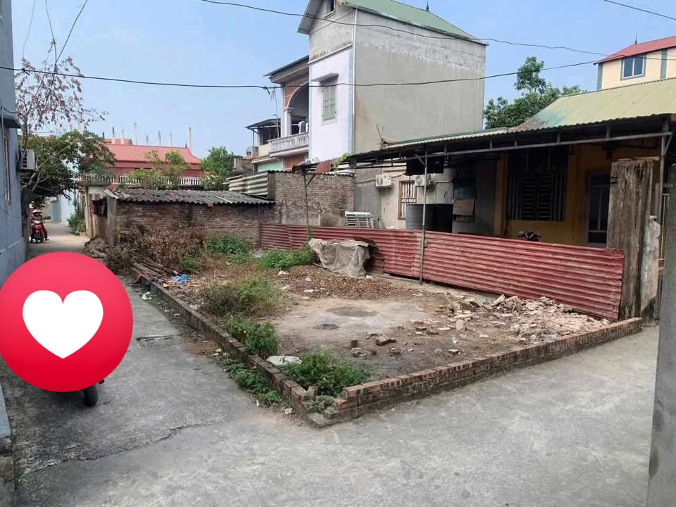 Đất thổ cư lô góc Nguyệt Đức 70m² giá 2 tỷ - Sổ hồng trao tay ngay!