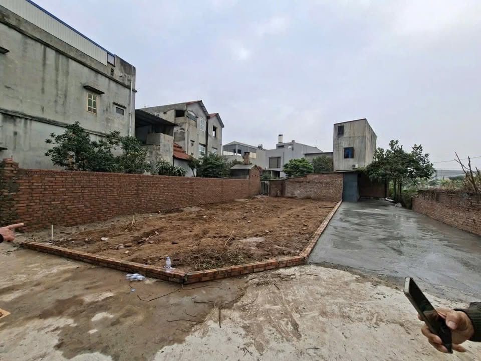 Đất nền lô góc xã Tân Chi, Tiên Du 110m² giá chỉ 2.x tỷ - Tiềm năng đầu tư lớn!