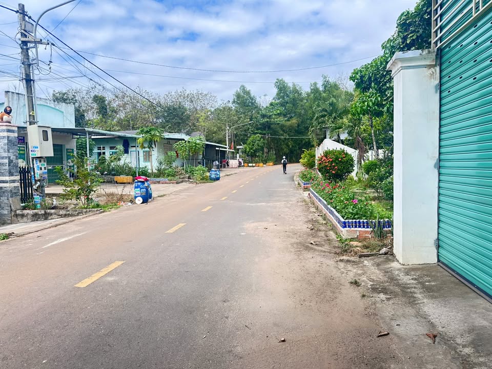 Đất nền khu vườn tiêu Định An 5m² giá 1 tỷ - Vị trí đẹp không thể bỏ lỡ!