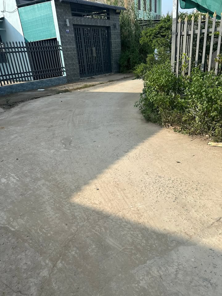 Đất nền Tân Dương, Lai Vung 100m² giá 600 triệu - Sổ hồng chính chủ, thương lượng nhẹ!