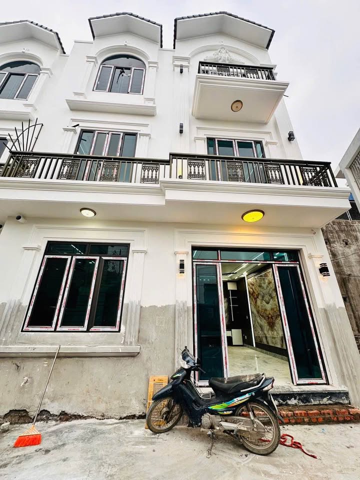 Nhà góc Lương Quy, An Dương 63m² giá 2.x tỷ - Vị trí thoáng mát, tiện ích đầy đủ!