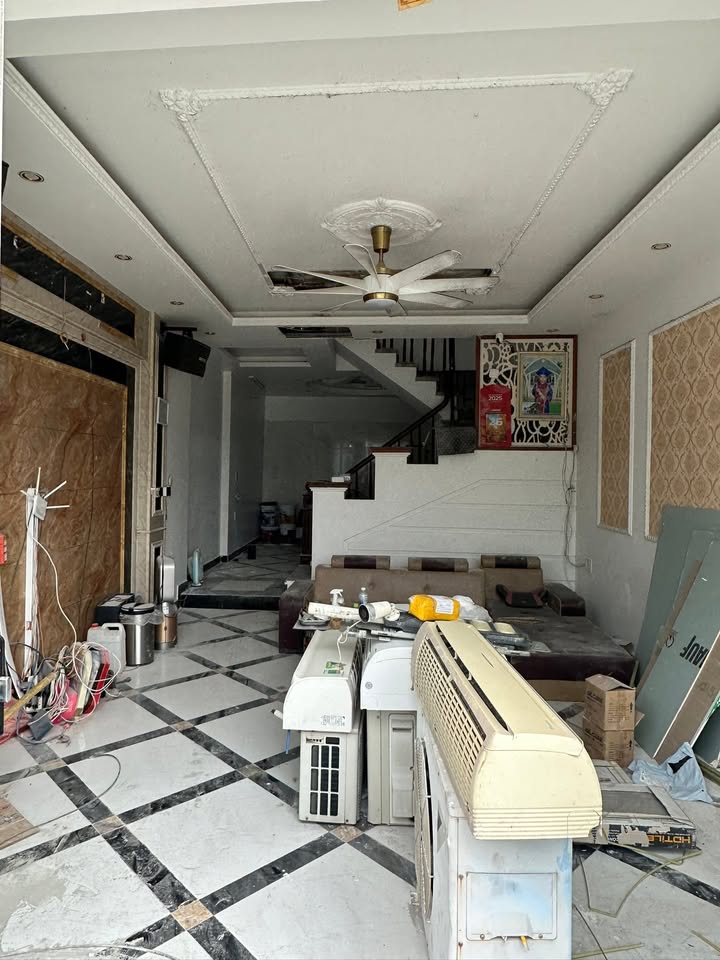 Nhà 3 tầng Quỳnh Hoa, An Dương 50m² giá 3.5 tỷ - Ô tô đỗ cửa, chính chủ bán gấp!