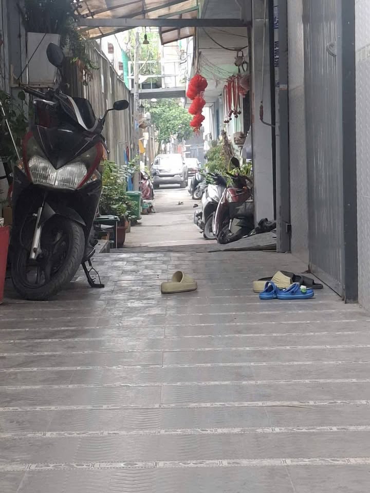 Nhà riêng Hẻm Tx22, Thạnh Xuân, Quận 12, 38m² - Pháp lý rõ ràng, chốt 1.35 tỷ!