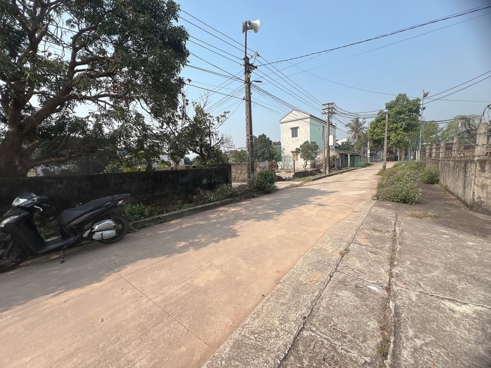 Đất thổ cư Xã Thanh Tân 90m² giá chỉ 600 triệu - Sổ đỏ chính chủ, ô tô đậu tận đất!