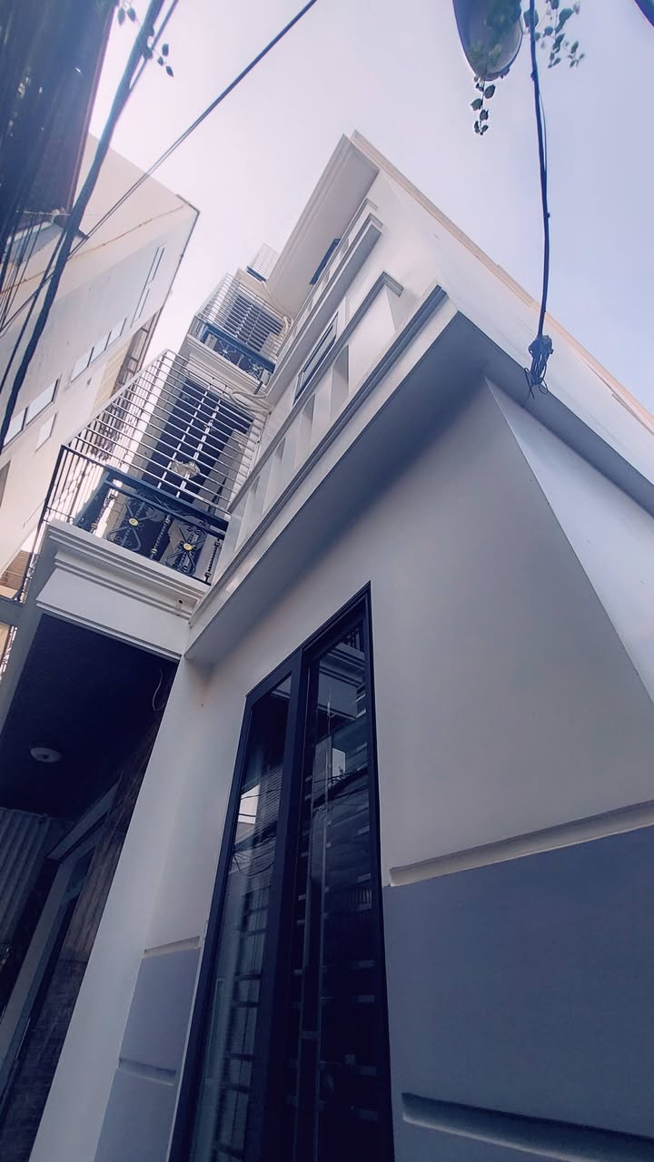 Nhà lô góc 52,5m² Ngô Gia Tự - Kinh doanh tại nhà, giá chỉ 4,25 tỷ