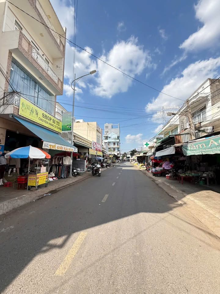Đất nền đường Lý Thường Kiệt, Đức Trọng, Lâm Đồng 105m² - Mặt tiền kinh doanh sầm uất!