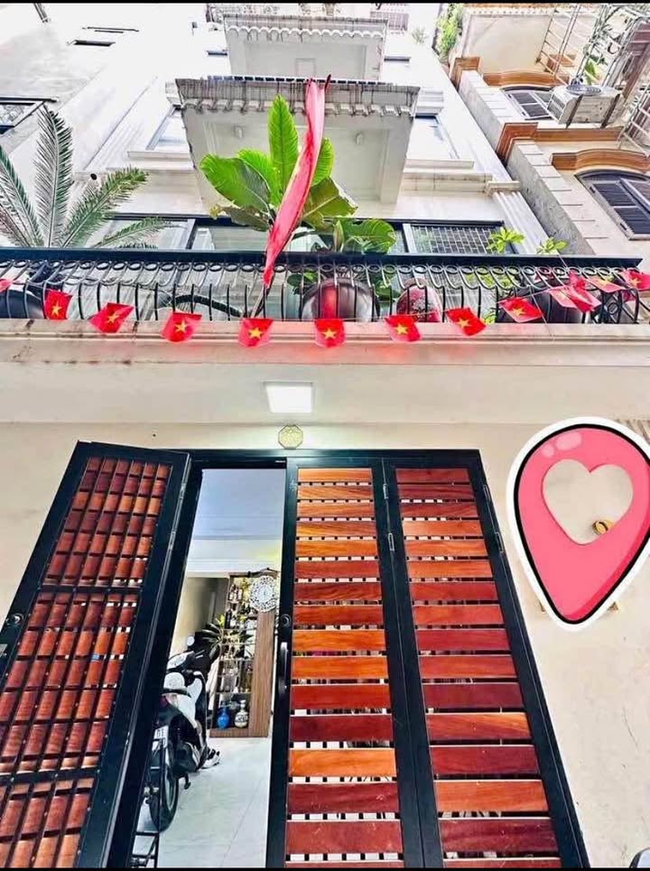 Nhà phố Hoàng Liên Bắc Từ Liêm 30m² giá thỏa thuận - Khu vực phát triển mạnh mẽ!