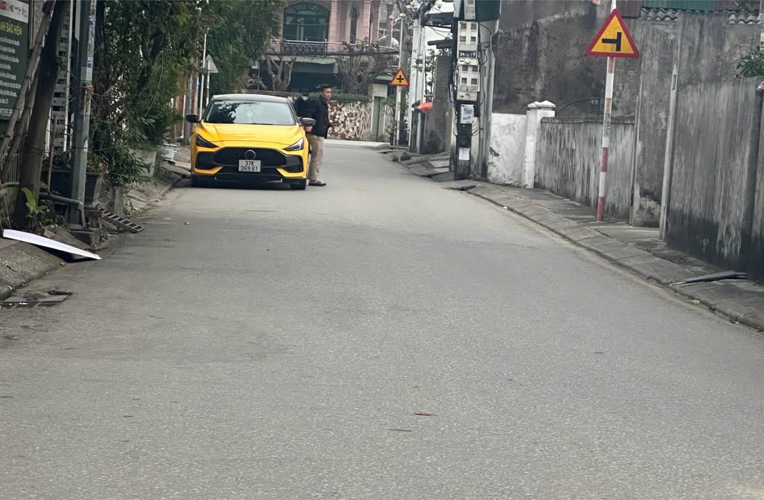 Nhà 2 tầng Bến Thủy, 121m², giá 6.2 tỷ - Đầu tư sinh lời tuyệt vời!