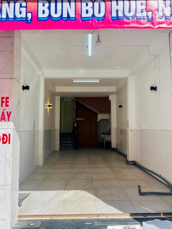 Cho thuê mặt bằng Phan Đình Phùng Đà Lạt 40m² giá 9 triệu - Thích hợp quán ăn, CF