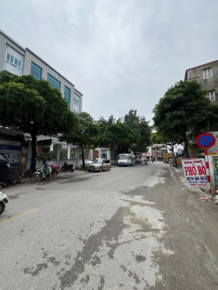 Nhà phố Bà Triệu, Hà Đông 160m² - Thiết kế hiện đại 5 tầng, ô tô vào tận nhà