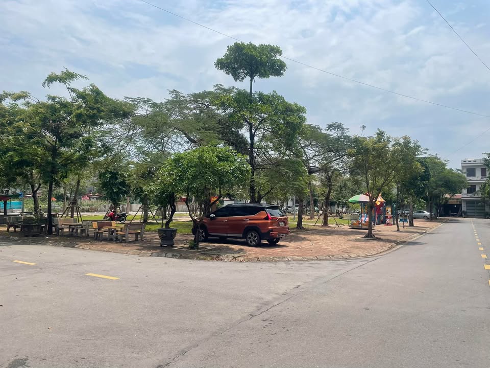 Đất nền phố Lương Văn Can, Kinh Bắc 80m² giá 7.x tỷ - Cơ hội đầu tư hấp dẫn!