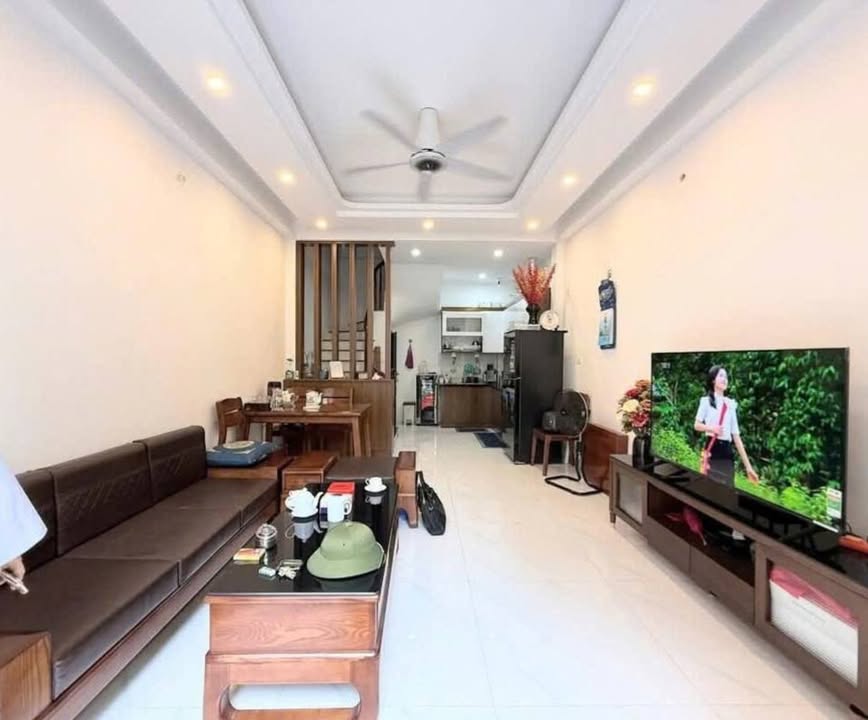Nhà 4 tầng Ngọc Trục, Đại Mỗ 38m² giá 7.05 tỷ - Không gian sống lý tưởng!