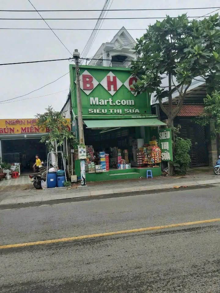 Nhà mặt tiền Trần Hưng Đạo, Dĩ An 112m² giá 7 tỷ - Cơ hội đầu tư sinh lời!