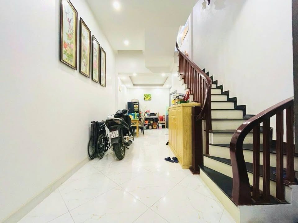 Nhà đẹp Hoàng Mai 32m² giá thỏa thuận - Thiết kế hiện đại, sẵn sàng ở!