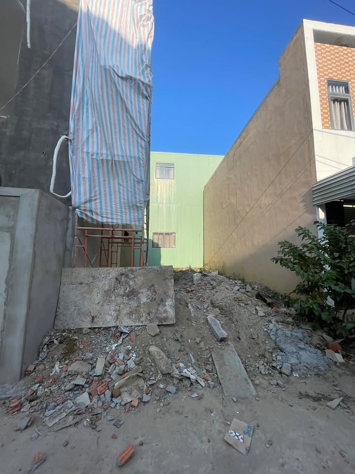 Đất nền Cẩm Châu Hội An 83m² giá 2 tỷ - Vị trí đẹp, xe ô tô vào tận nhà!