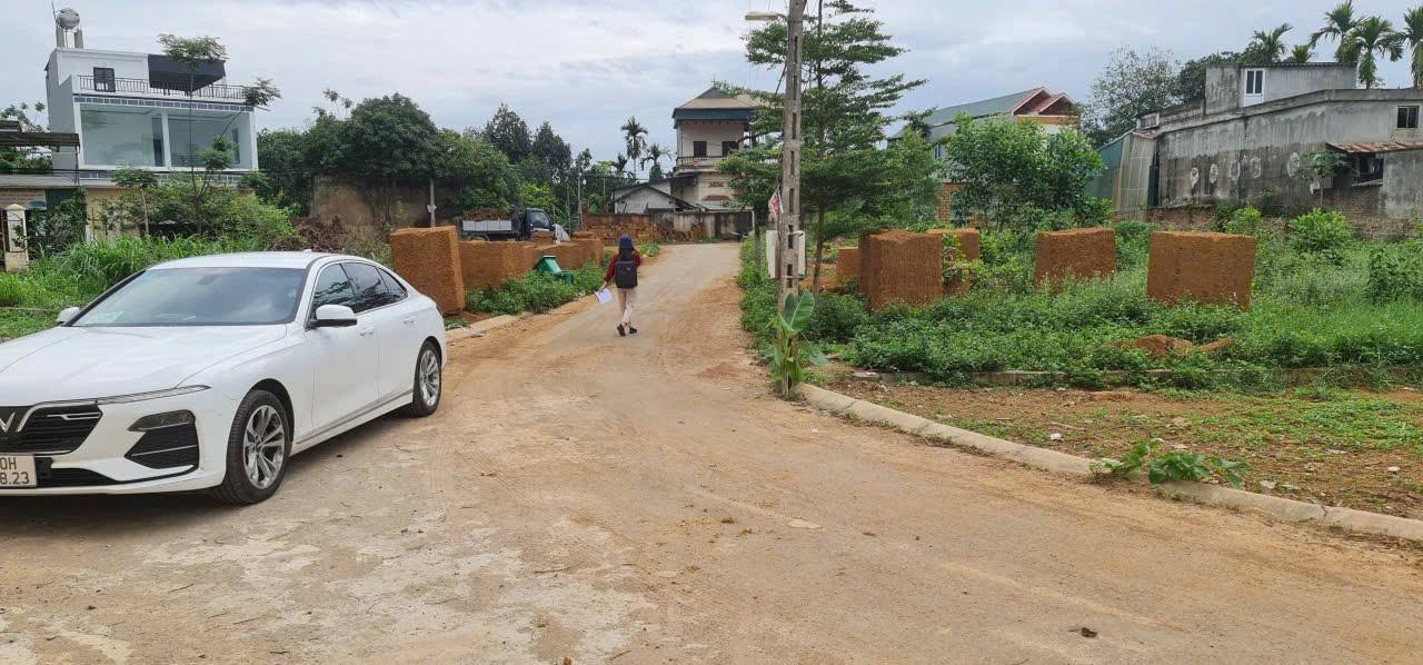 Đất nền xã Bình Yên, Thạch Thất 91m² giá chỉ 2.2 tỷ - Đường thông ô tô tránh nhau!