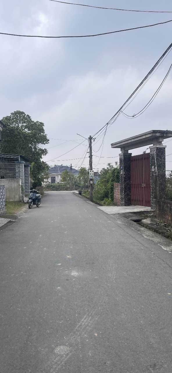 Đất Đài Nài, Thành phố Hà Tĩnh 206m² giá 1.2 tỷ - Vị trí đẹp, dân cư đông đúc!