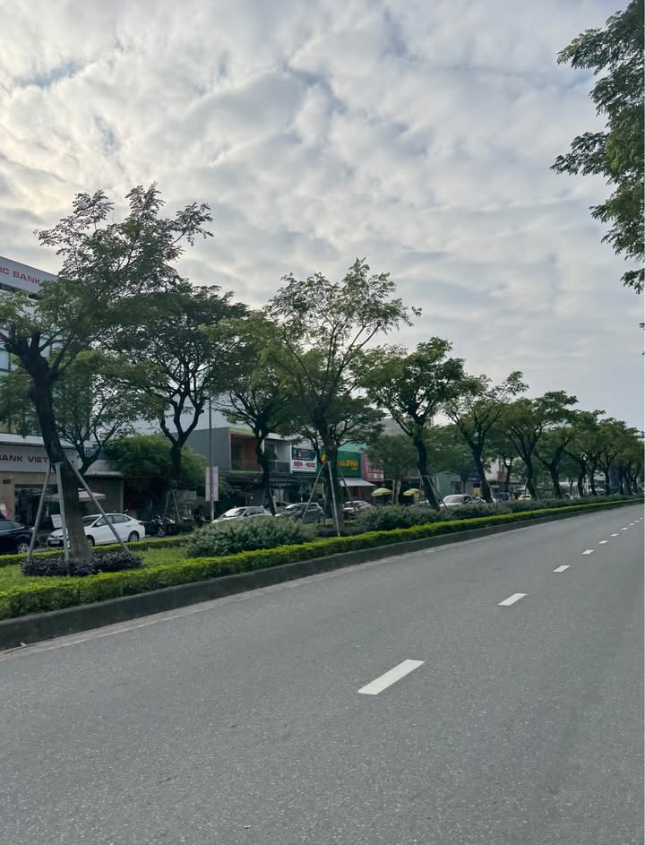 Đất mặt tiền Ông Ích Đường, Cẩm Lệ 240m² chỉ 16.x tỷ - Cơ hội đầu tư tuyệt vời!