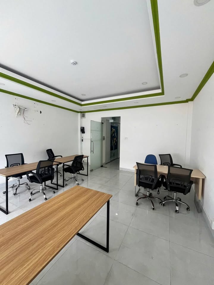 Văn phòng cho thuê tại Thủ Đức 30m² - Vị trí đắc địa, giá chỉ 10 triệu/tháng!